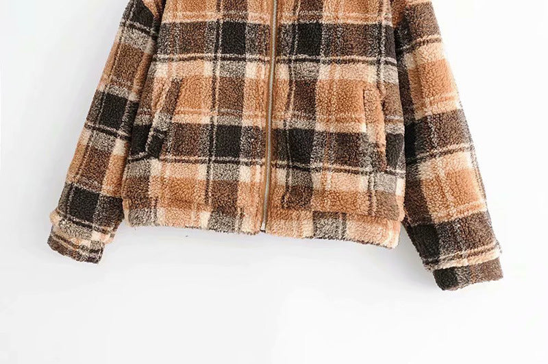 Women Checked Teddy Jacket with Zip, Oversized Cut and Faux Fur Lining