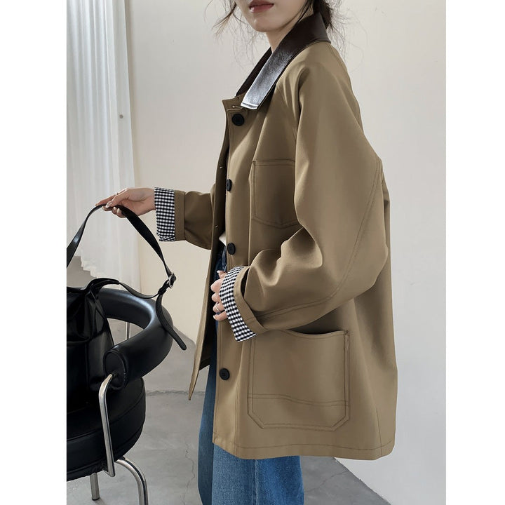Women Oversized Short Jacket in Trench Style with Leather-Look Collar and Checked Cuffs