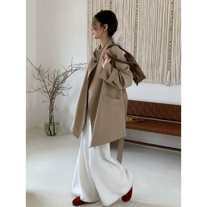Ladies Short Oversized Coat with Tie Belt, Wide Flap Pockets and Casual Shoulder