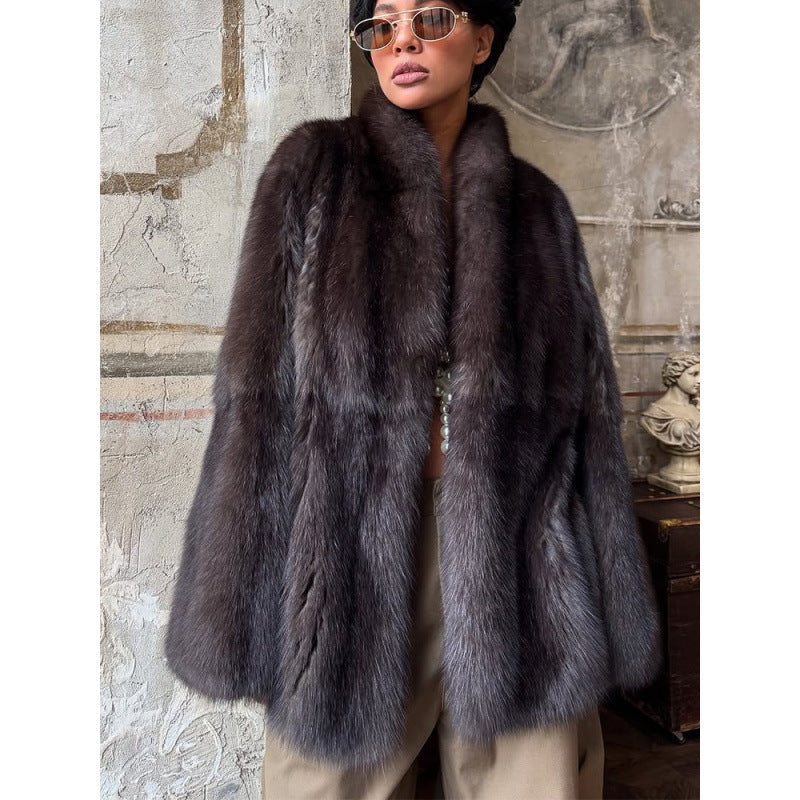 Ladies short fur coat with kimono sleeves and stand-up collar