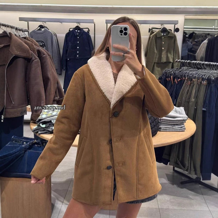 Ladies short coat in velour look with teddy lining and shawl collar