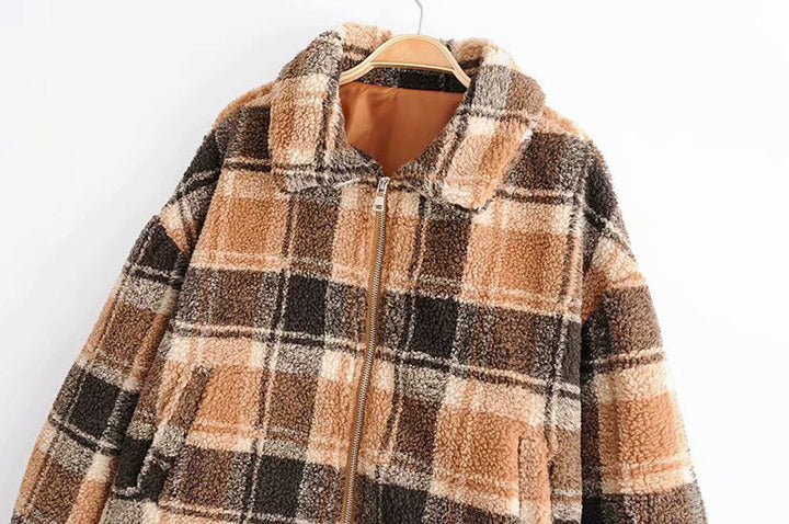 Women Checked Teddy Jacket with Zip, Oversized Cut and Faux Fur Lining