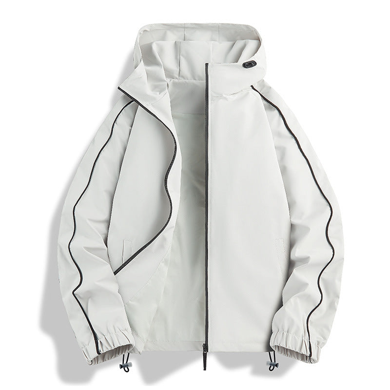 Unisex Lightweight two-tone wind and rain jacket with hood, drawstring and zip pockets