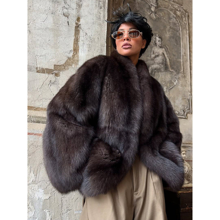 Ladies short fur coat with kimono sleeves and stand-up collar