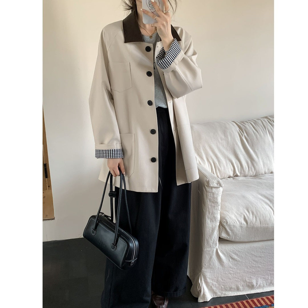 Women Oversized Short Jacket in Trench Style with Leather-Look Collar and Checked Cuffs