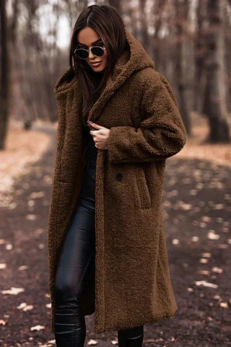 Long coat with elegant faux fur warmth and Timeless style