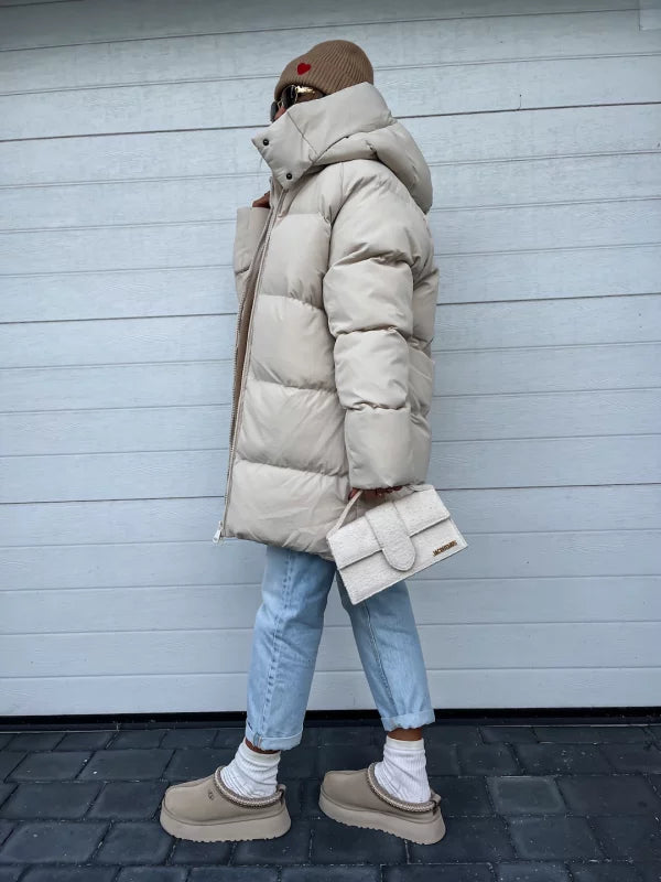 Elegant and lightweight Down jacket for women