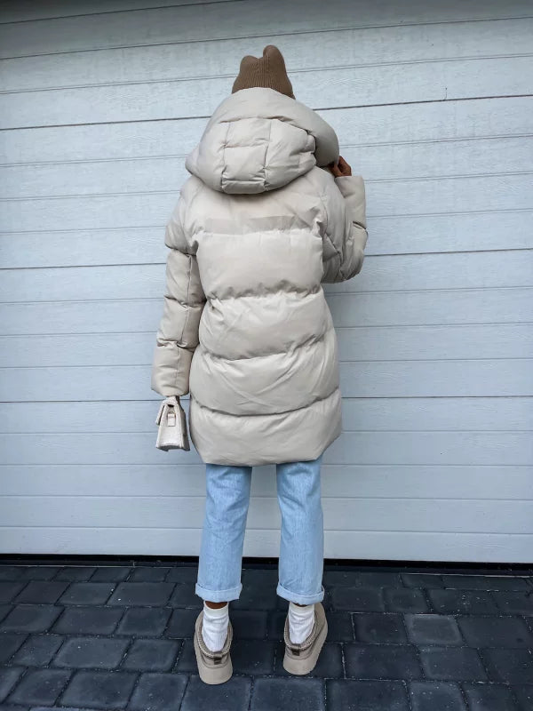 Elegant and lightweight Down jacket for women