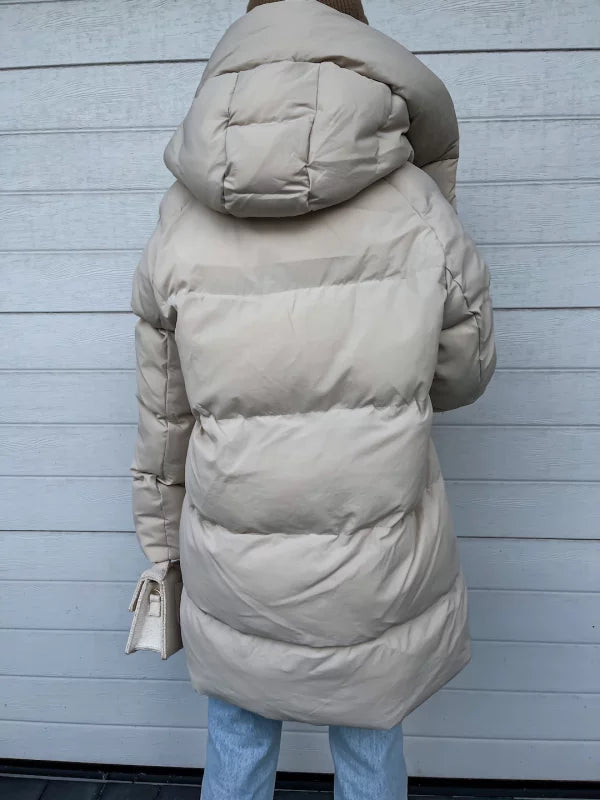 Elegant and lightweight Down jacket for women