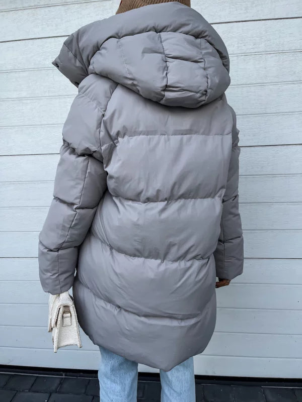 Elegant and lightweight Down jacket for women